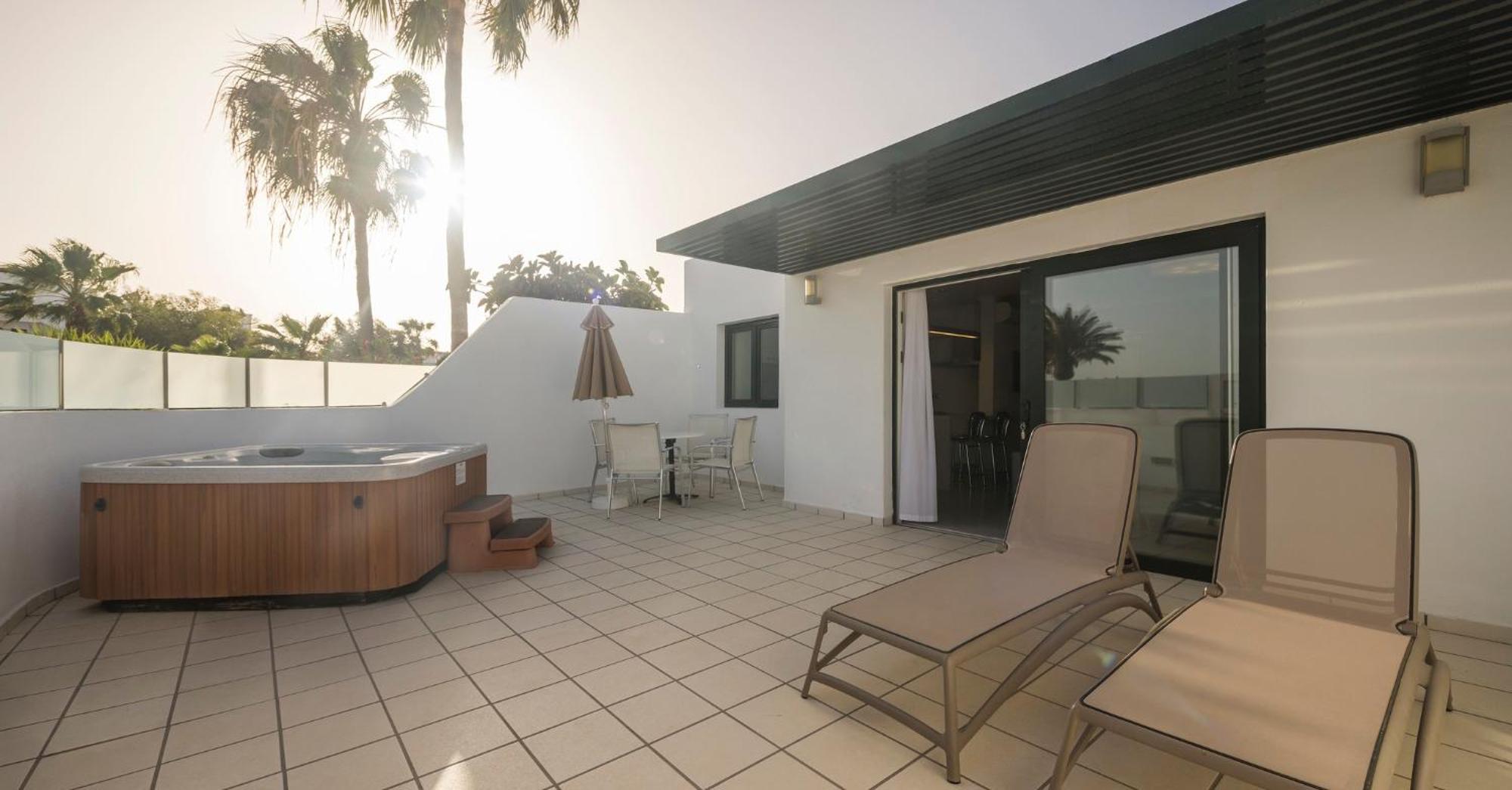 Ilunion Costa Sal Lanzarote Aparthotel Puerto del Carmen  Room photo